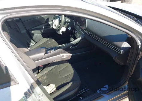 2023 Hyundai Elantra Sel z USA, uszkodzony, nr VIN 5NPLS4AG6PH107707